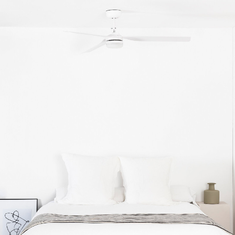 Ventilador blanco con 3 Palas Blancas Punt M LED Faro 2