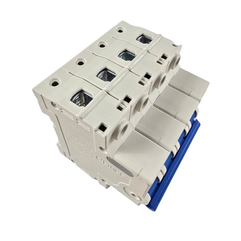 Automático magnetotérmico trifásico 4P Curva C NXB-63 6KA de Chint