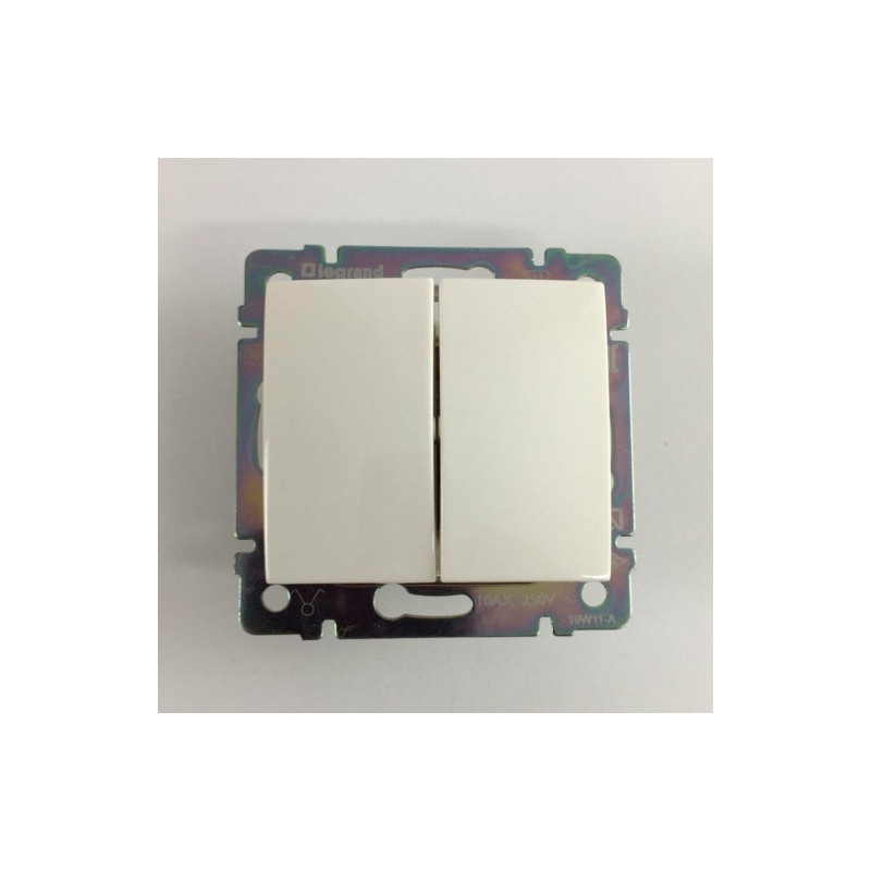 Doble conmutador Legrand Valena