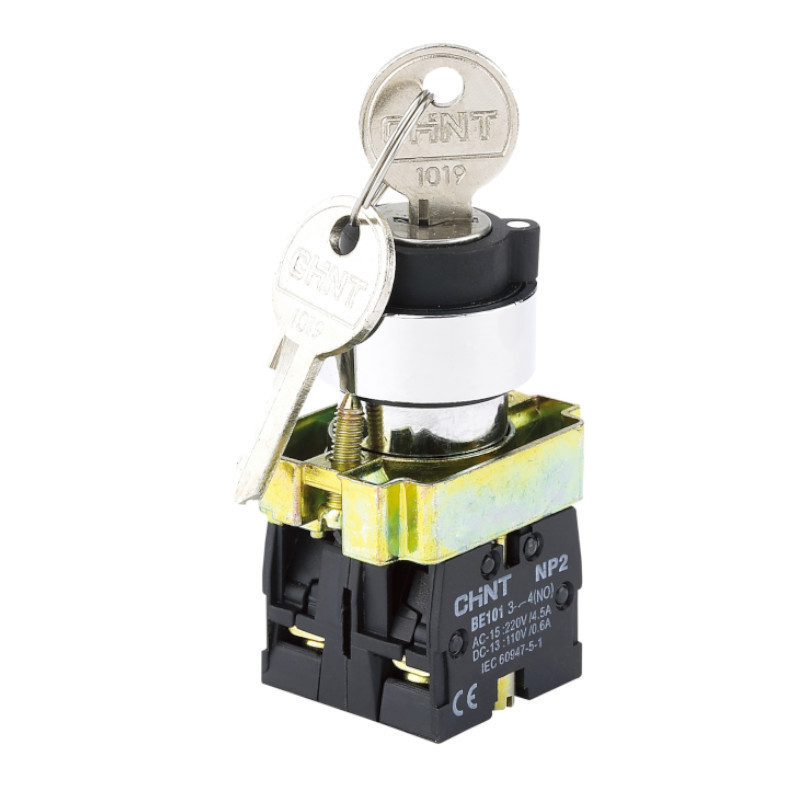 Selector plástico llave 3 posiciones con extración de llave 1 posición 1NA Chint NP2-EG31