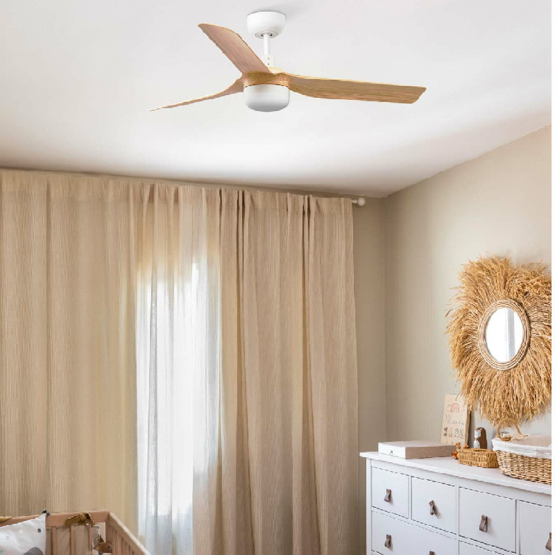 Ventilador blanco con 3 palas de madera Mini Punt S con diámetro 9000 mm Faro 33821