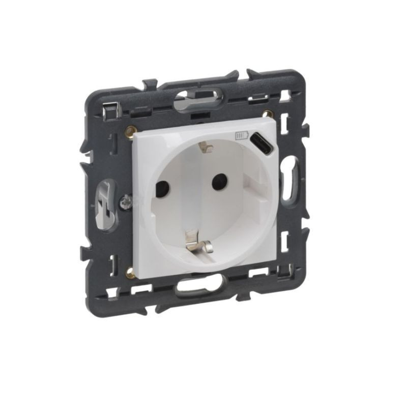 Enchufe schuko con cargador USB tipo C Legrand Valena Next